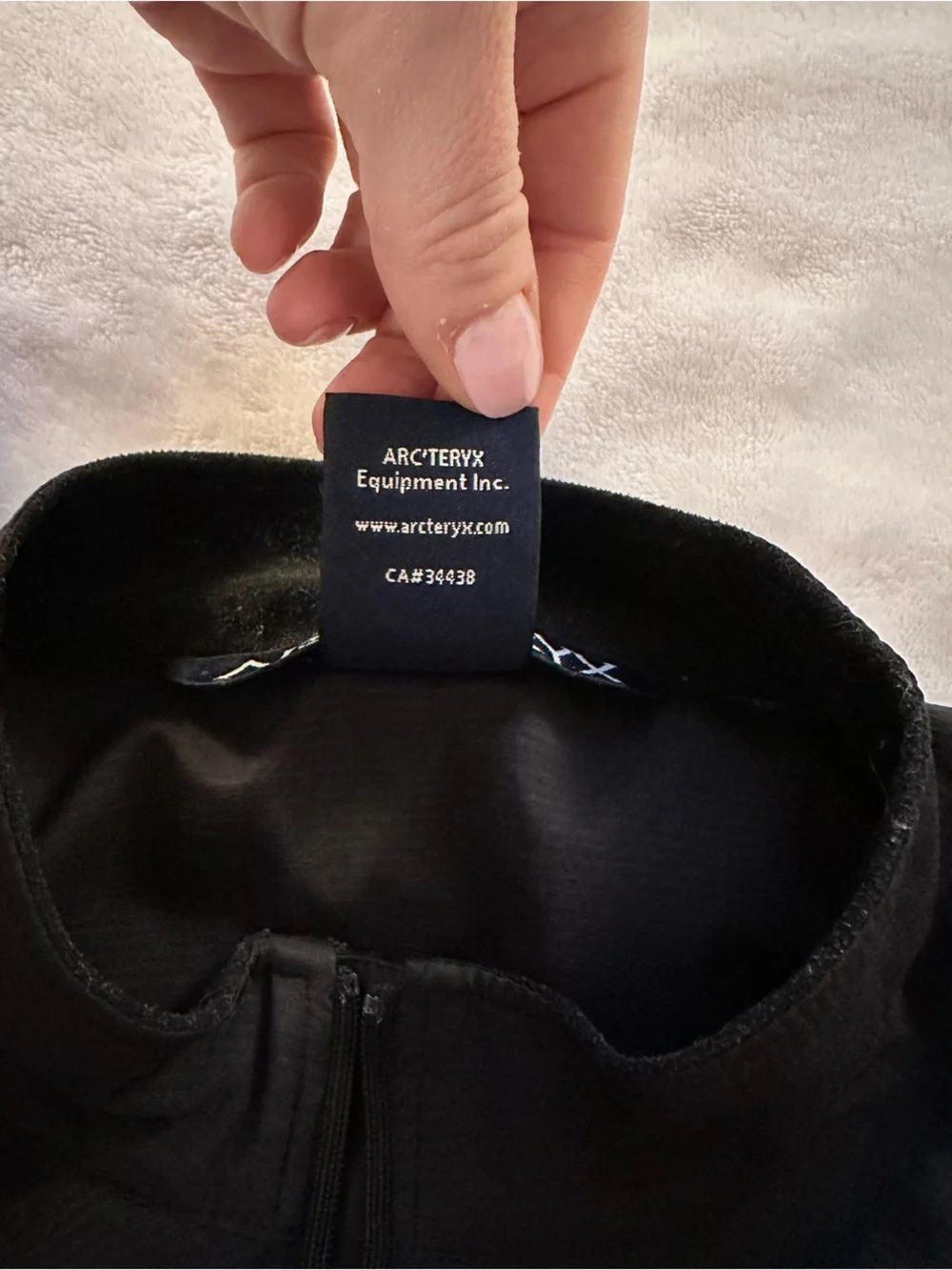 ARC’TERYX Zip-Up Windbreaker • Layering Jacket • Medium, Black • Outdoor Active - Picture 6 of 8